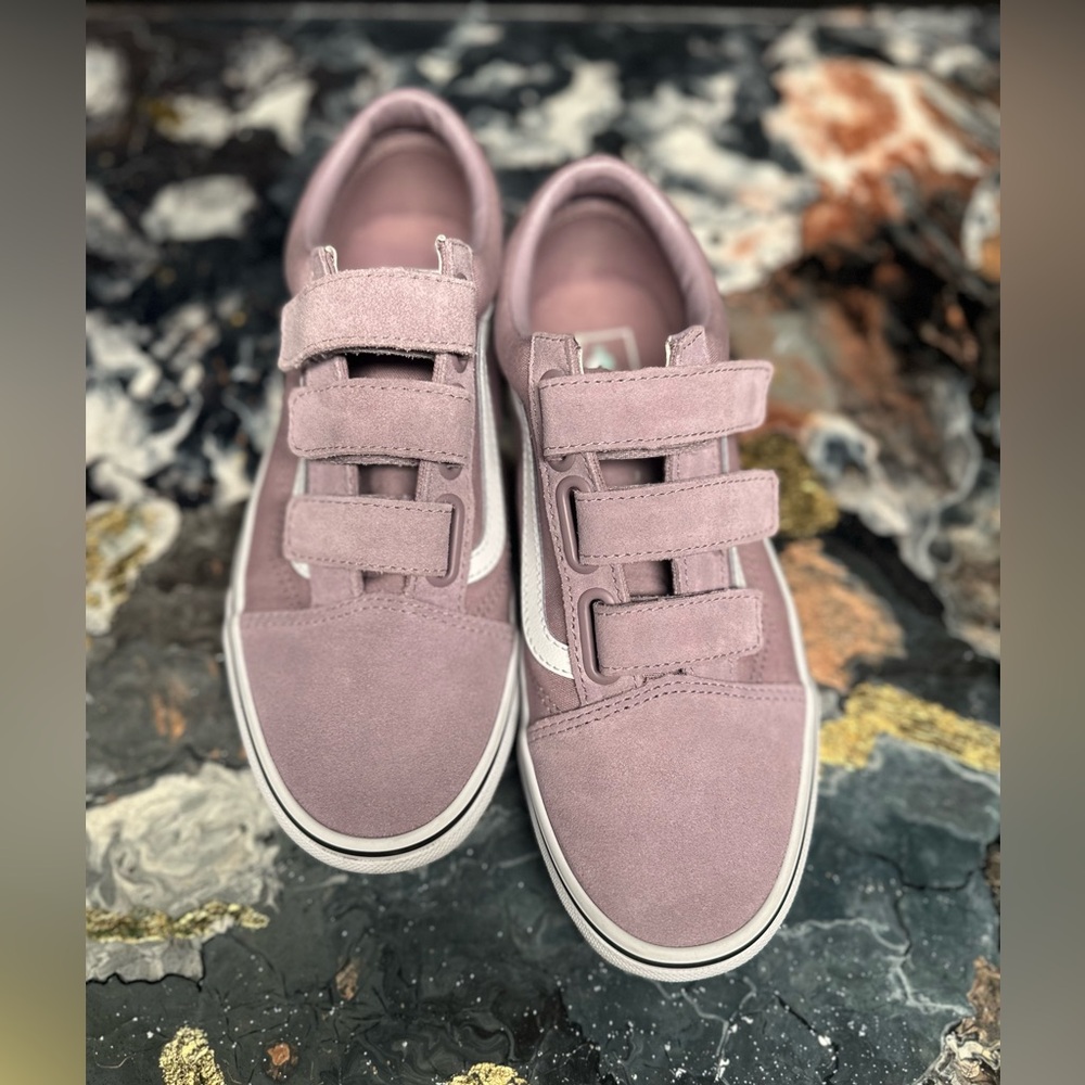 Unisex Old Skool V purple suede women’s 8/mens 6.5 VANS Velcro